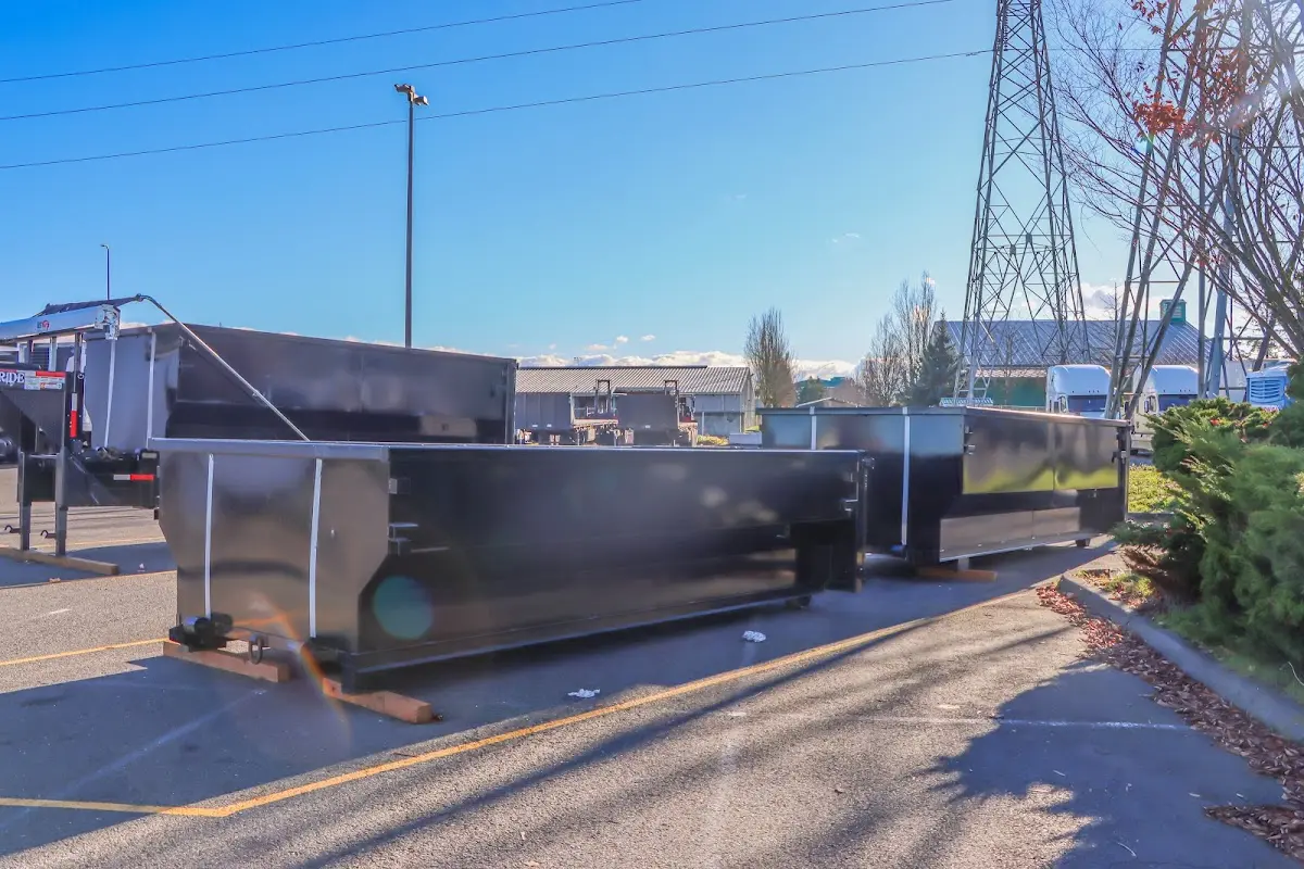 Professional dumpster rental and junk removal service in Des Moines